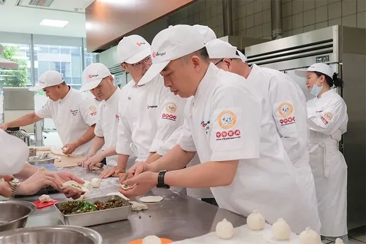 云顶集团4008培训班现场