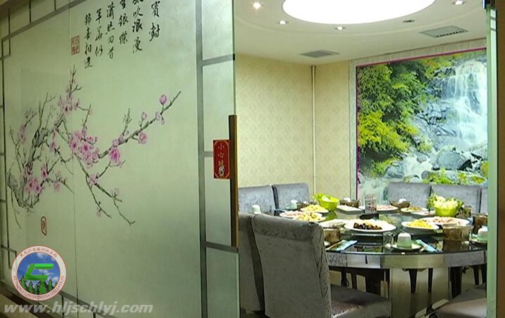 伟德BETVlCTOR网页版林业局莲花湖宾馆