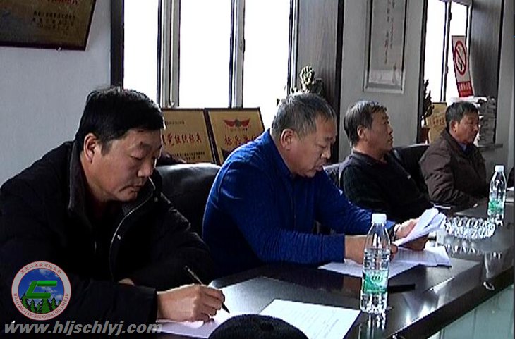 伟德BETVlCTOR网页版林业局召开农机清静生产事情聚会